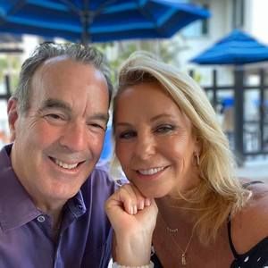 Meet your Posher, Debi